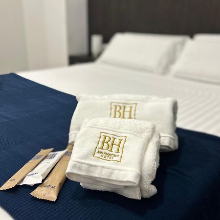Apartamentos Bh Suites Аликанте Екстериор снимка