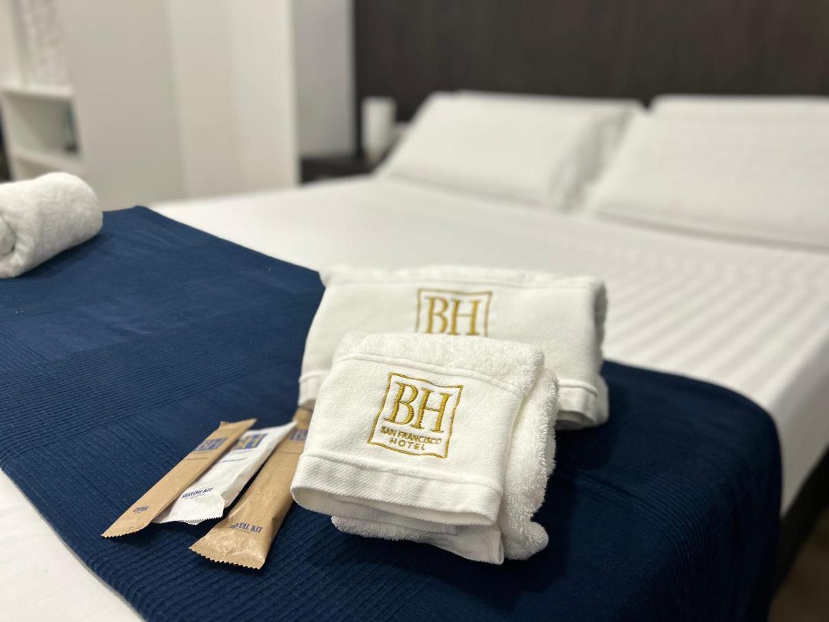 Apartamentos Bh Suites Аликанте Екстериор снимка